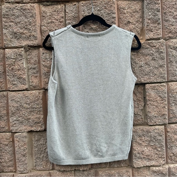 Taupe sweater vest - Picture 3 of 3